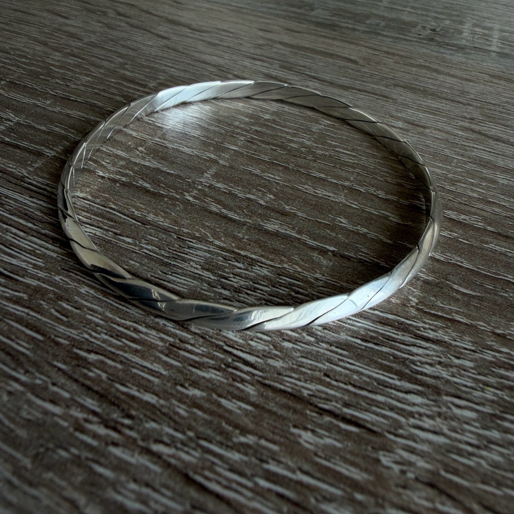 Tiffany & Co. Twist Bangle Bracelet 7.8" Silver 925 - Picture 9 of 9